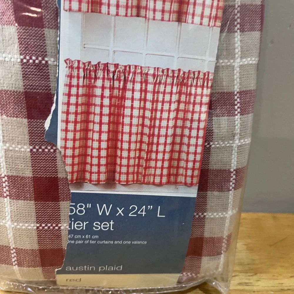 Essential Home Austin Plaid Red 58